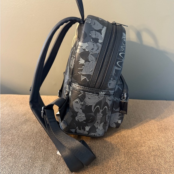 Disney Loungefly Villains Backpack - Picture 6 of 9